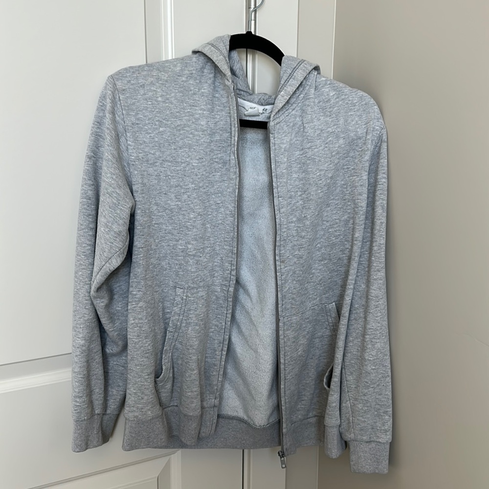 H&M zip up